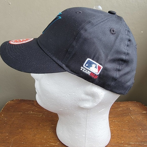 Miami Marlins Hat MLB YOUTH SIZE Adjustable Strap Black Cap Hat NWOT - Picture 3 of 9